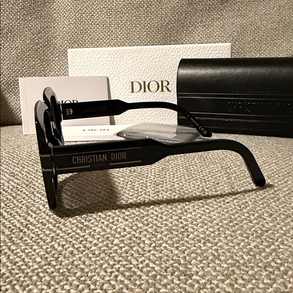 Dior Signature Square Authentic Oversize Black Sunglasses Full inclusion - Picture 9 of 15